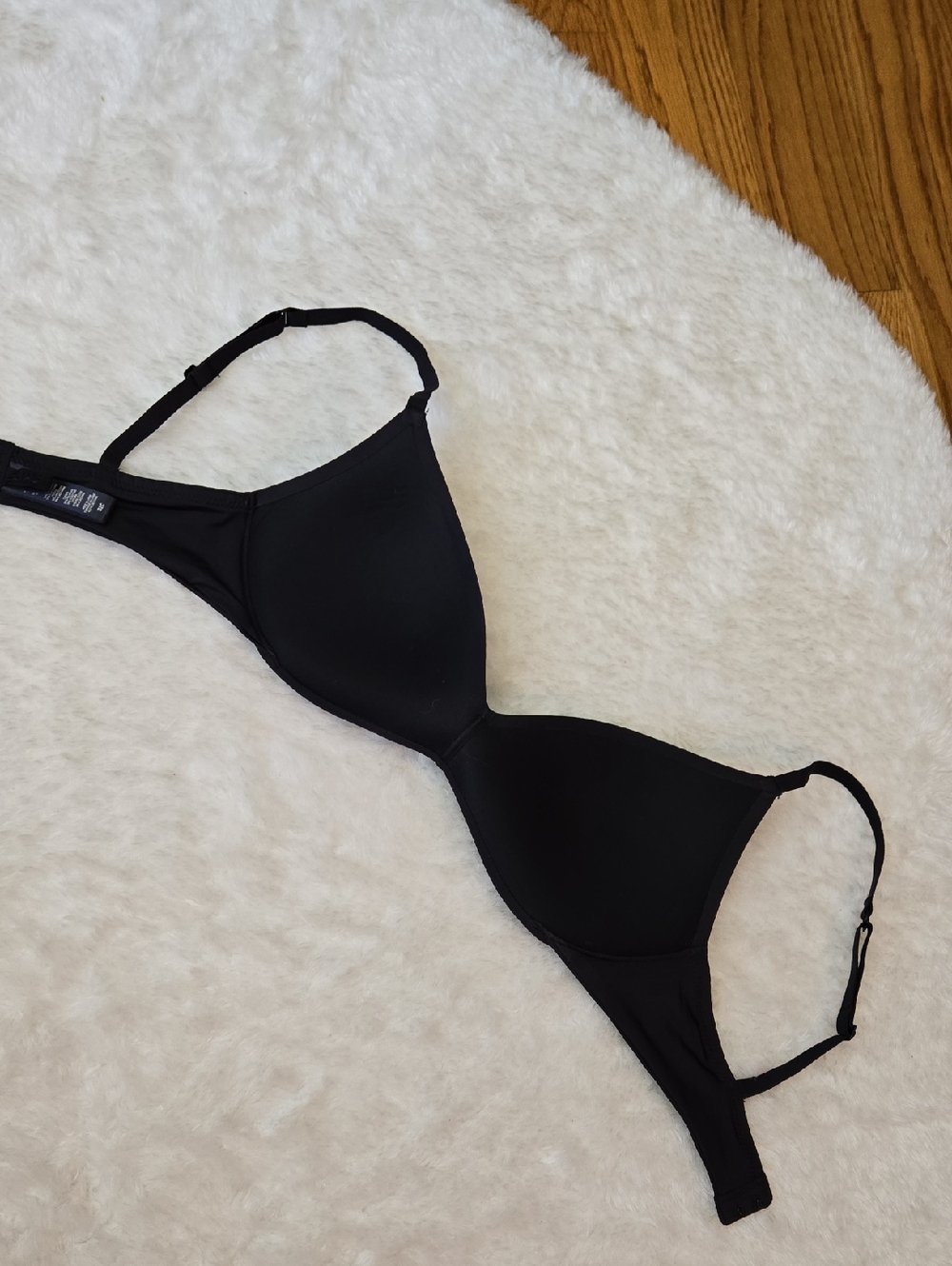 Skims Black Bra, Womens Size 32C - Picture 10 of 10